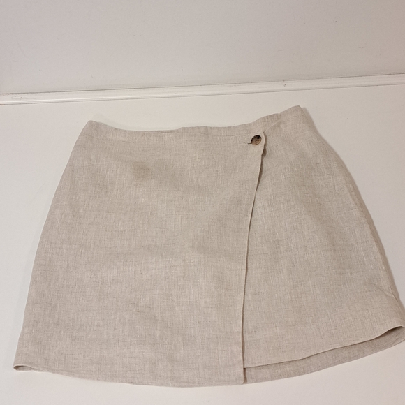 Banana Republic Linen Wrap Cream Mini Skirt Misses Size 4 - Picture 10 of 13